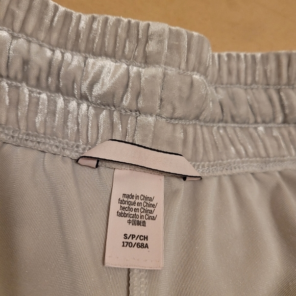 Victoria's Secret crushed velvet joggers, pants,‎ S - Picture 8 of 13